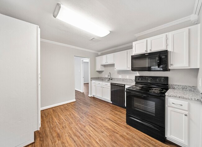 Photo - 1411 Pleasantville Dr