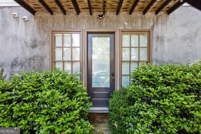 Building Photo - 2067 Telfair Cir NE