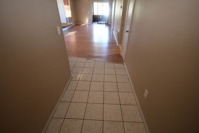 Photo - 152 Hummingbird St Unidad 2