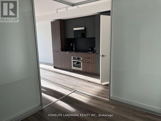 Photo - 28 Eastern Ave Unité 318