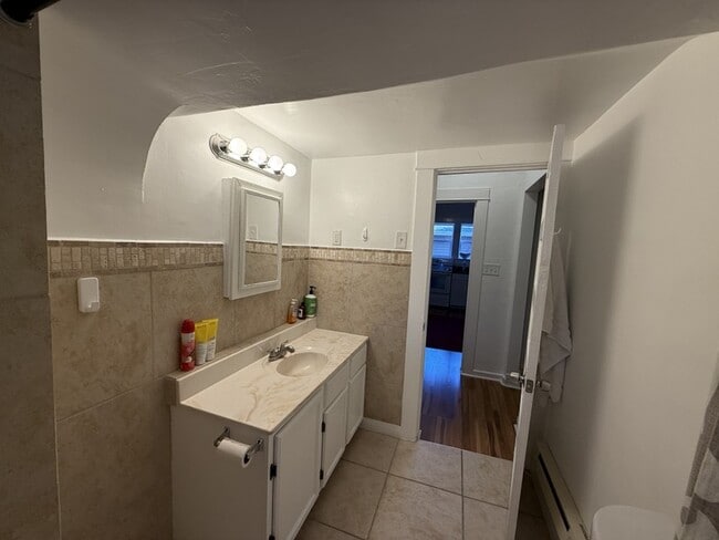 Photo - 1222 Windsor St