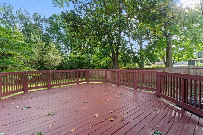 Photo - 4 bedroom 2 bath house for rent in Brookhaven!
