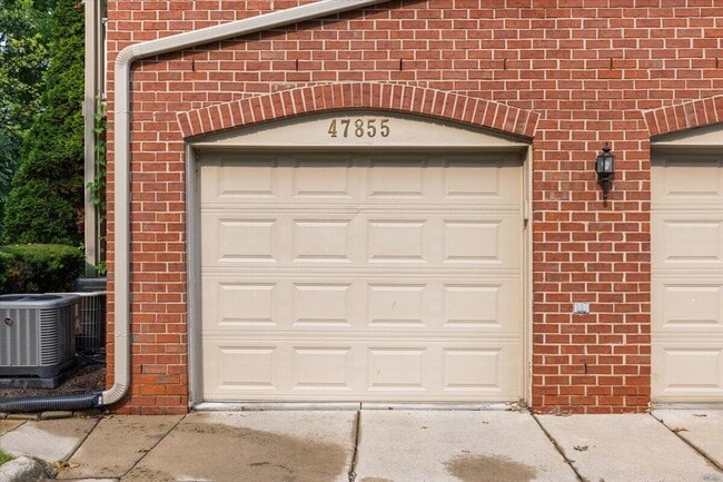 Photo - 47855 Cardiff Ave