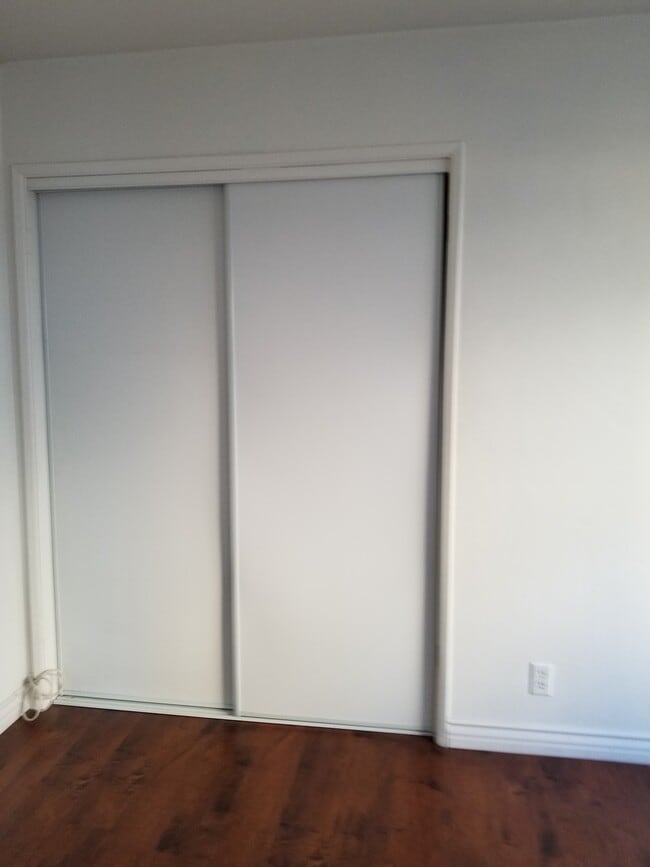 Photo - 15316 Montpellier Ave