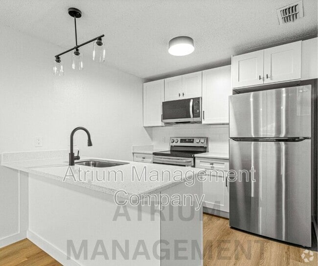Building Photo - 5395 SE 30th Pl Unit C Rental