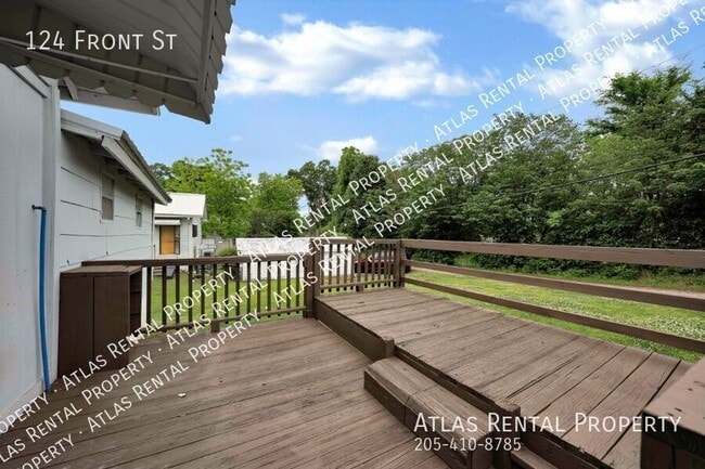 Photo - 124 Front St