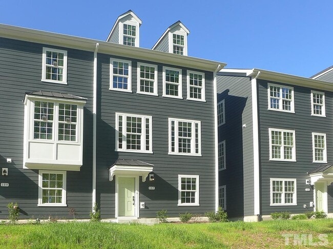 Photo - 137 Callowhill Ln Townhome
