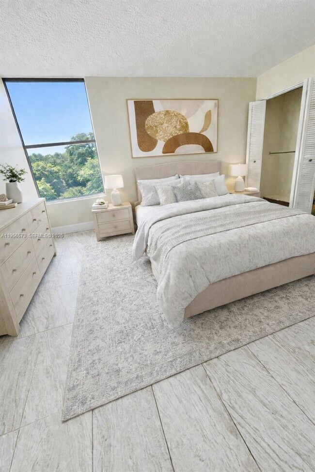 Photo - 2020 NE 135th St Unit 409