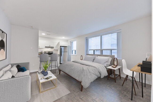 Building Photo - 149 St George St Unit 00504