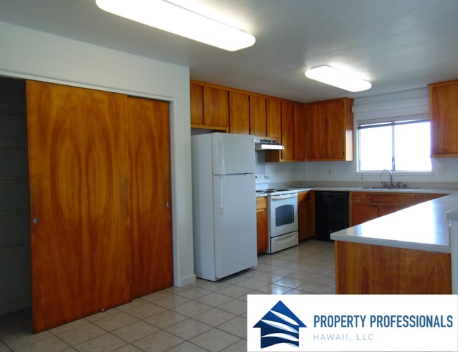 Photo - Waiakea Area near schools and shopping areas.
