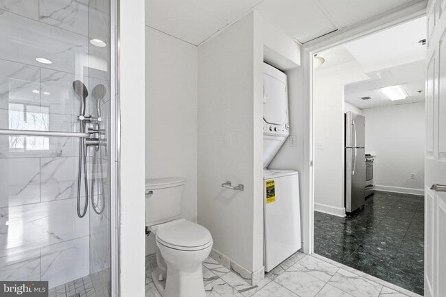 Photo - 1276 N Wayne St Unit 319