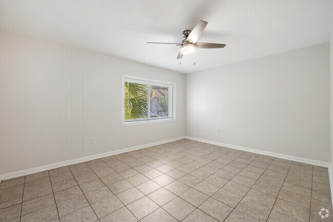 Messina - 1BR, 1BA - 675SF - Living Room