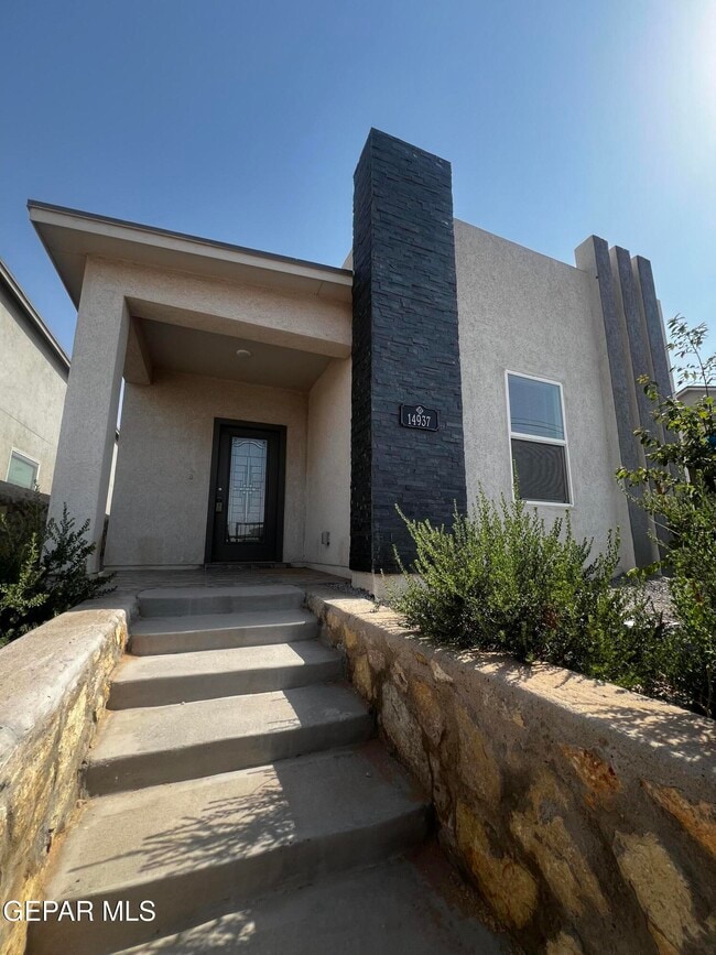 Photo - 14937 Pebble Hills Blvd Casa