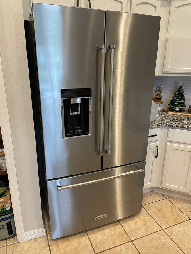 Photo - 2409 Sweetwater Blvd