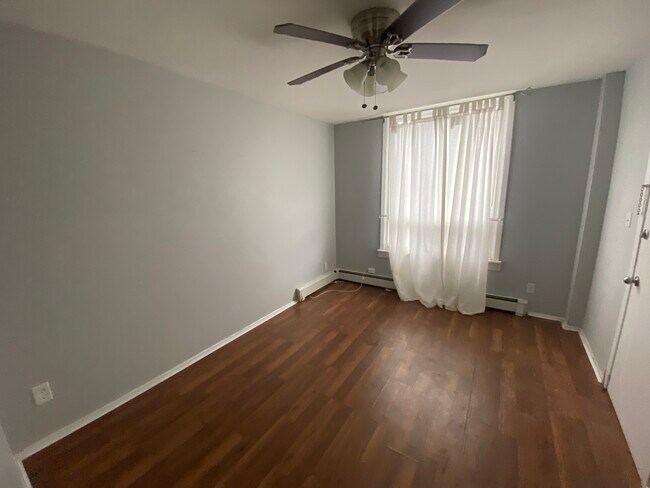 Photo - 2-65 John St Unit 2