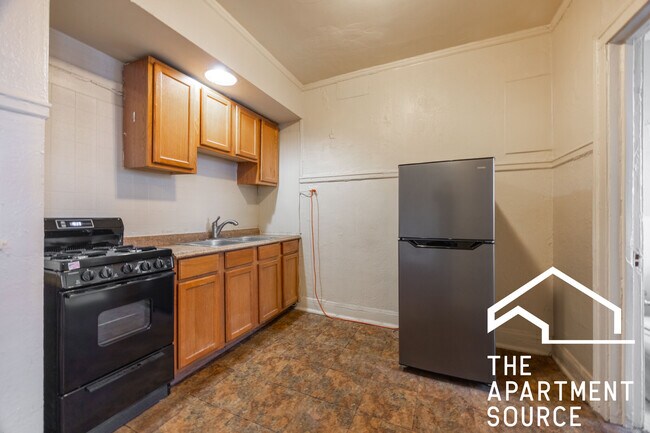 Photo - 6930 N Greenview Ave Unidad 608