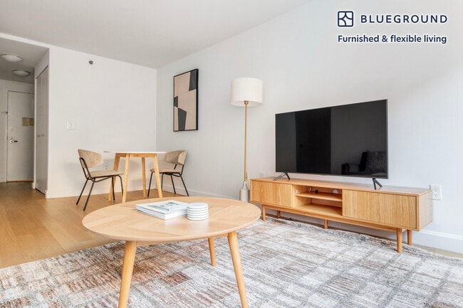 Photo - 130 W 15th St Unit FL6-ID1384