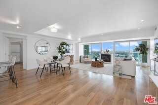 Photo - 13600 Marina Pointe Dr