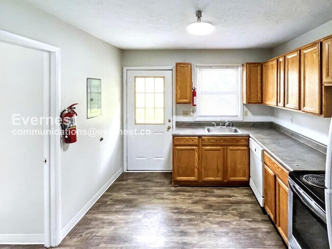 210 Lower Consol Rd NW Unit c