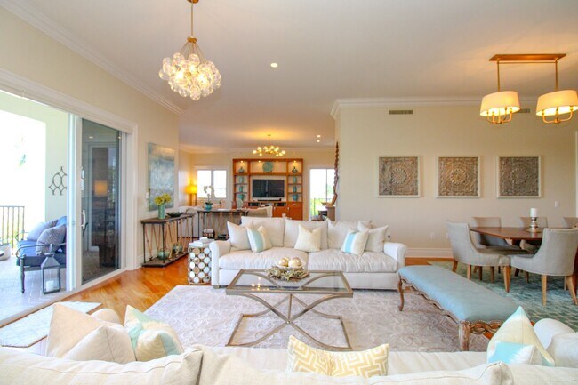 Photo - READY FOR LUXURY AND PRIVACY? SEASONAL RE... Unit 301