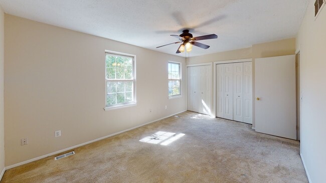 Photo - 6 Blue Sky Dr