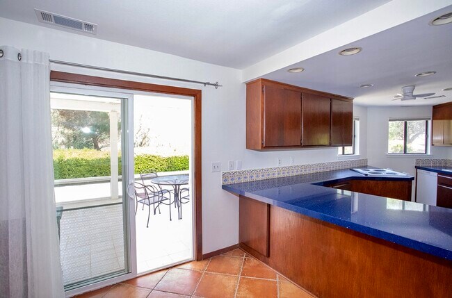 Photo - 25715 Hayes Ave House