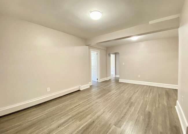 Photo - 46 Waverly St Unit #B