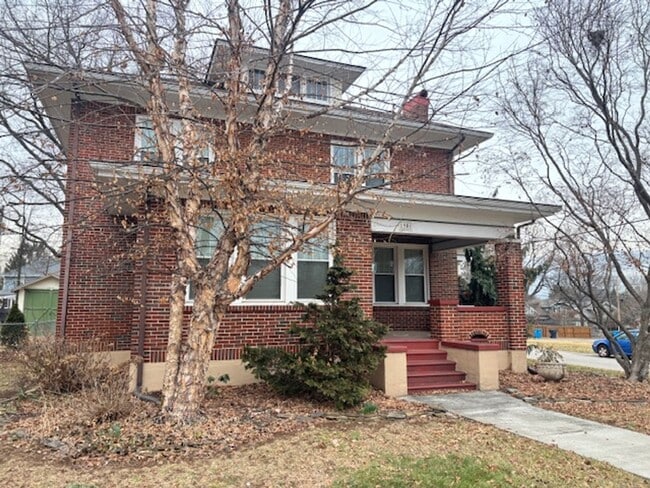 Building Photo - 1901 Avon Rd SW Unit 1901 Avon Road  1 Lower