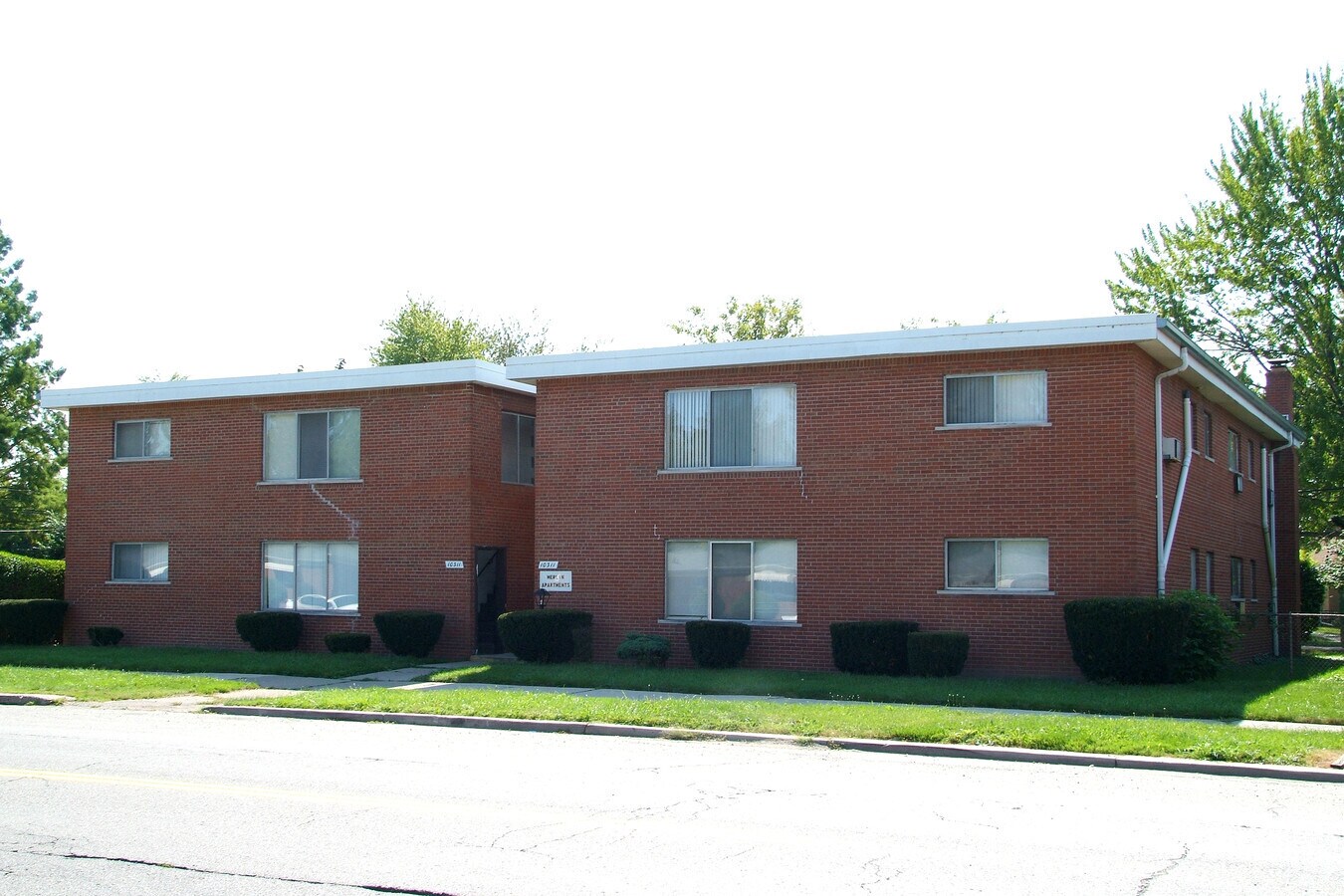 Photo - Merlin Apartments