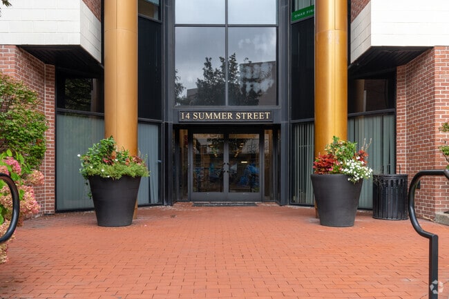 Building Entrance - Arrive Malden