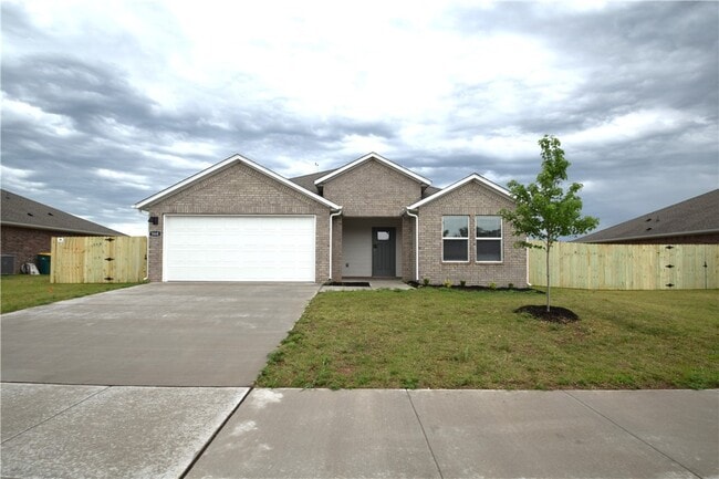 Building Photo - 568 Colorado St