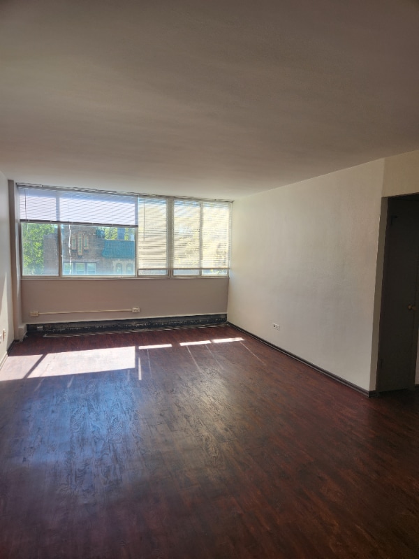Building Photo - 3575 N Oakland Ave Rental