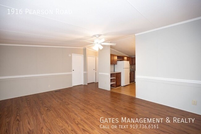 Photo - 1916 Pearson Rd