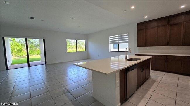 4881 Gambero Wy