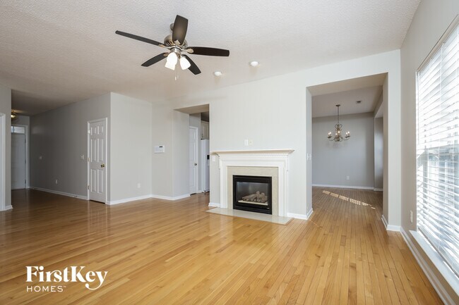 Photo - 1305 Camden Pl Ct