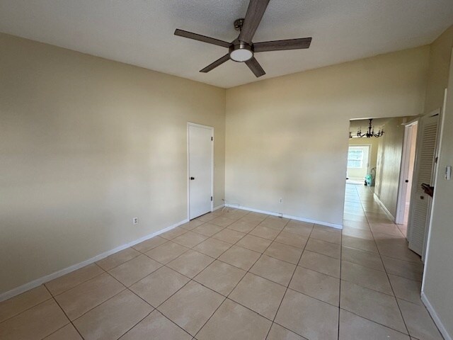 Photo - 819 Poinciana St