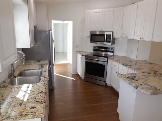 Photo - 4823 Lasqueti Way