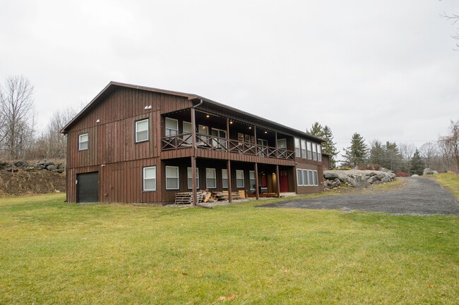 Photo - 4818 McDonald Rd Unit 3