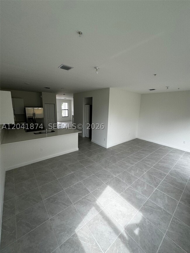Photo - 285 SW 159th Dr
