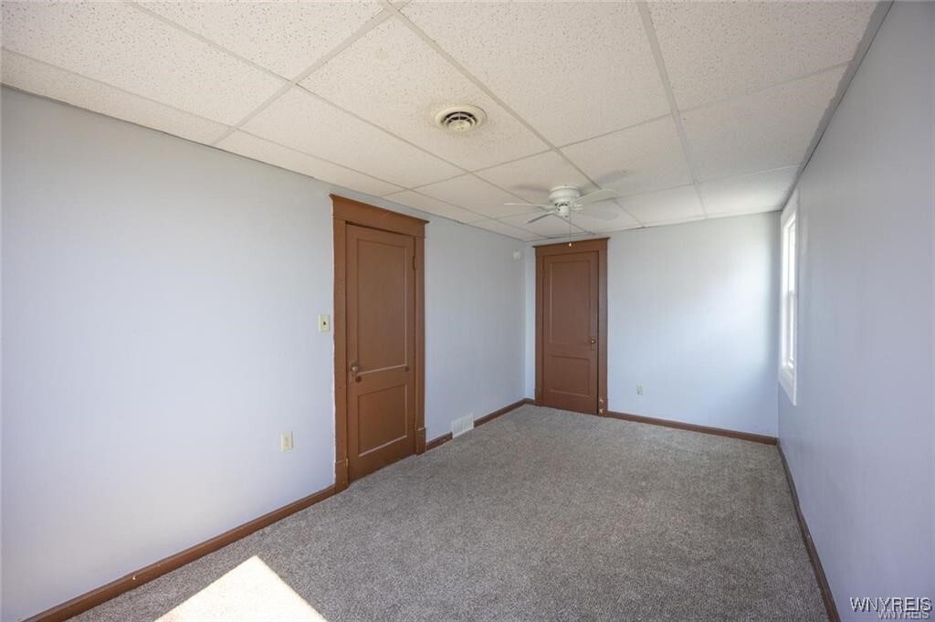 Photo - 2877 Niagara St