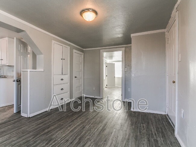 Photo - 1233 N Grand Blvd