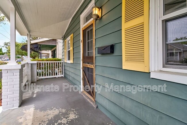 Photo - 1313 Glenn St