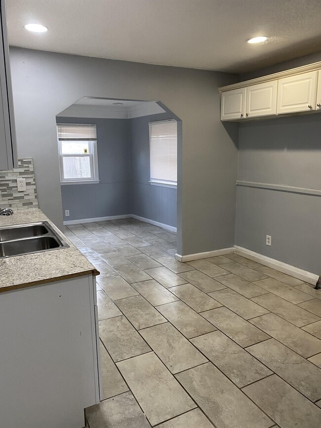 Photo - 19986 Gallagher St