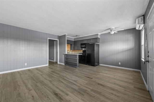 Photo - 1585 N Mill St Unidad 6