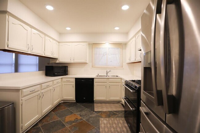 Photo - 12315 Wycliff Ln