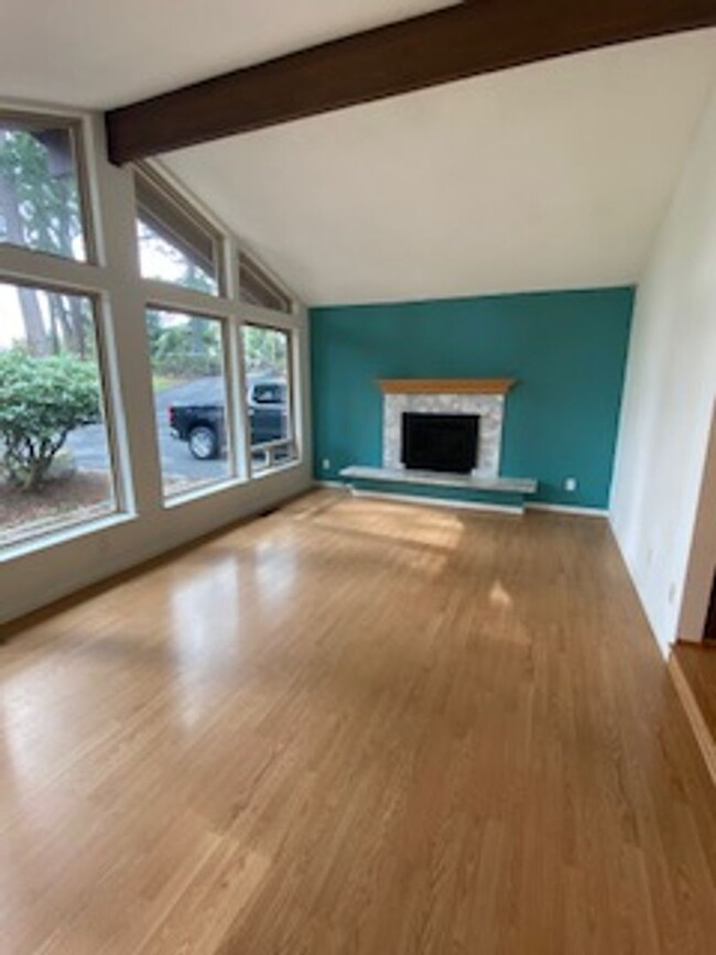 Photo - Spacious 3 BD 2.25 BA Home on Acreage