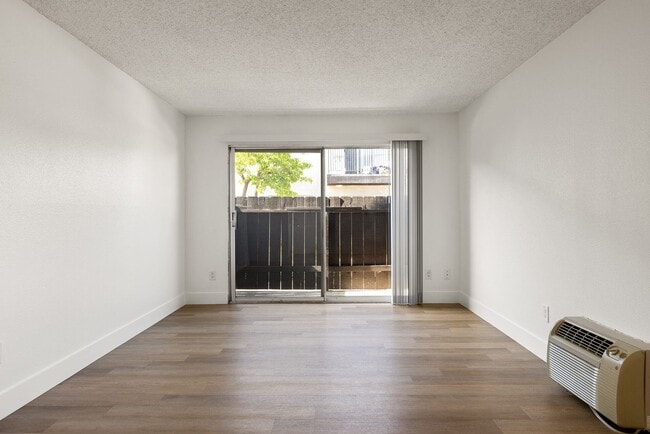 Photo - Terre at 989 Peach