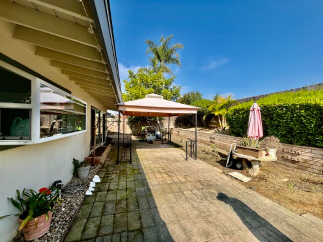 Photo - 2826 Arnoldson Ave