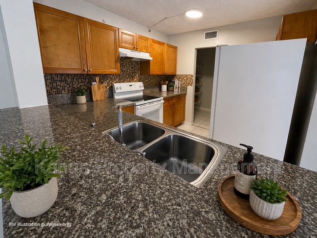 Photo - 11423 NW 35th St