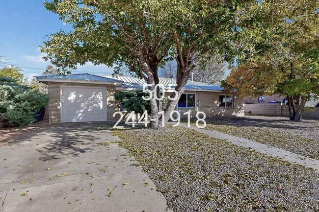 Photo - 8503 Menaul Blvd NE